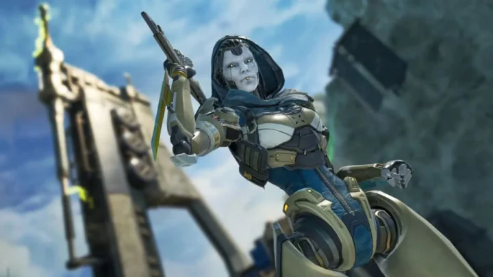 Apex Legends Player Gets Himself, Whole Team Banned from Tournament for Teabagging